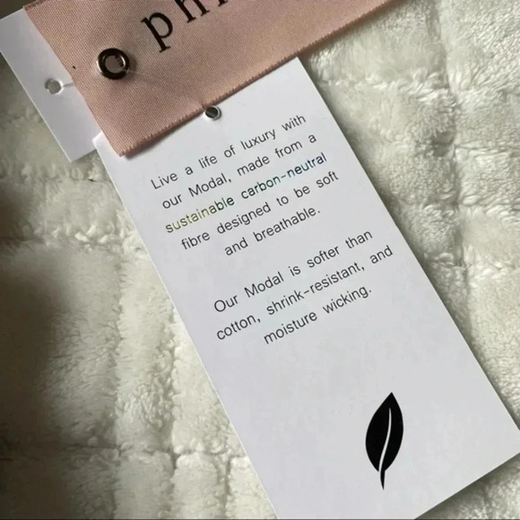 Philosophy Abstract Printed Tank​ - Picture 4 of 4